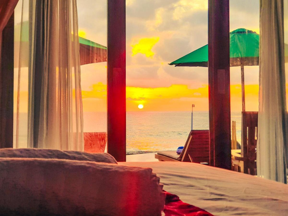 Juan Beach Bungalow Batununggul Bagian luar foto